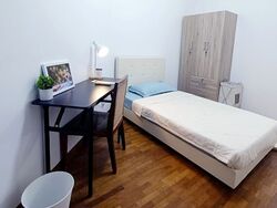 Simsville (D14), Condominium #583885261